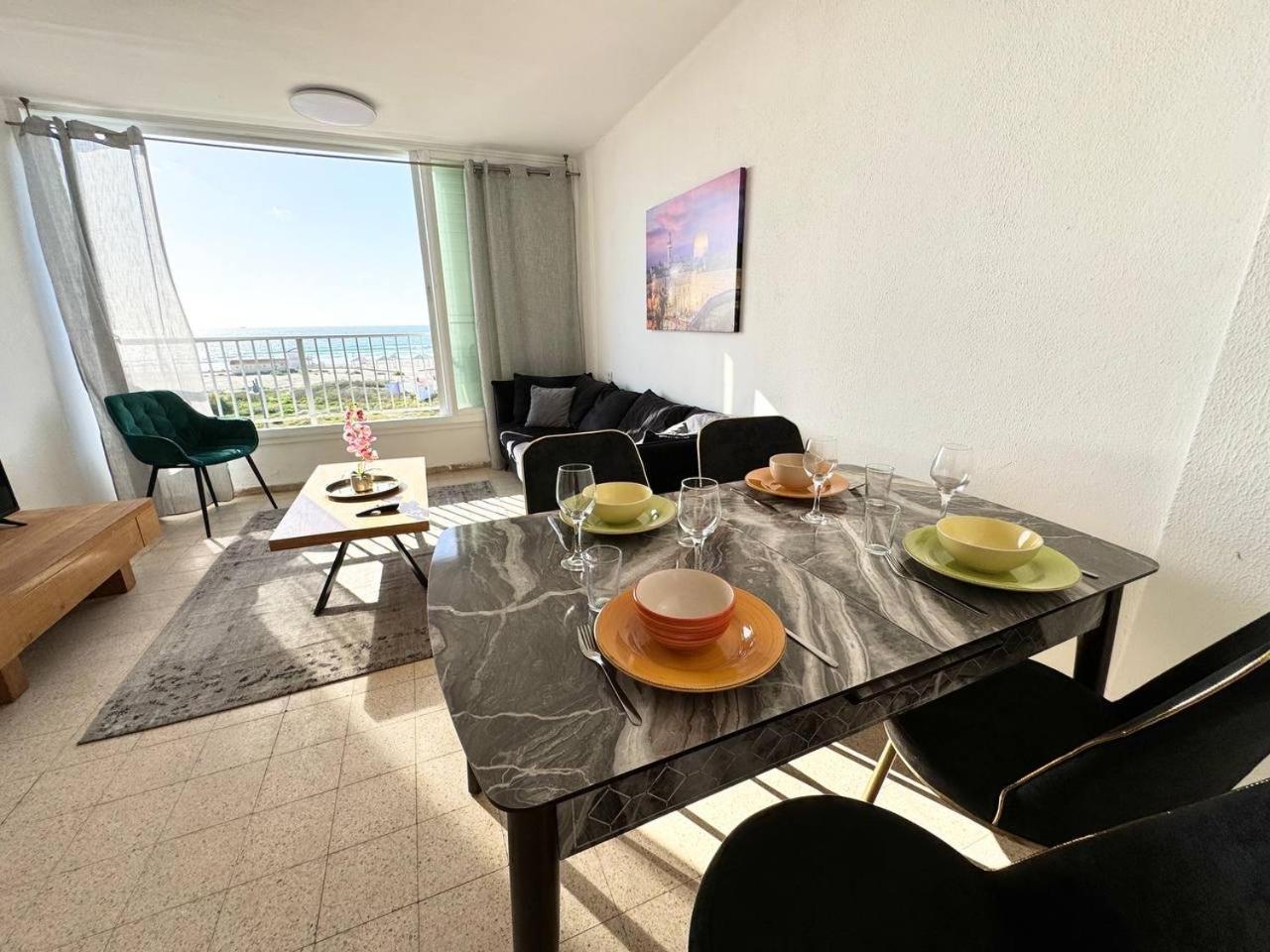 Amazing Sea View Apartment Qiryat Yam Exterior photo