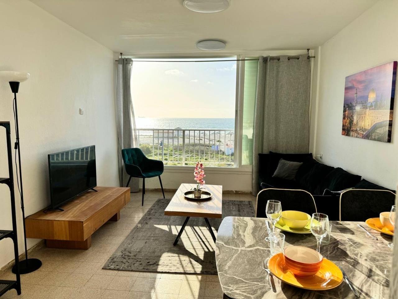 Amazing Sea View Apartment Qiryat Yam Exterior photo