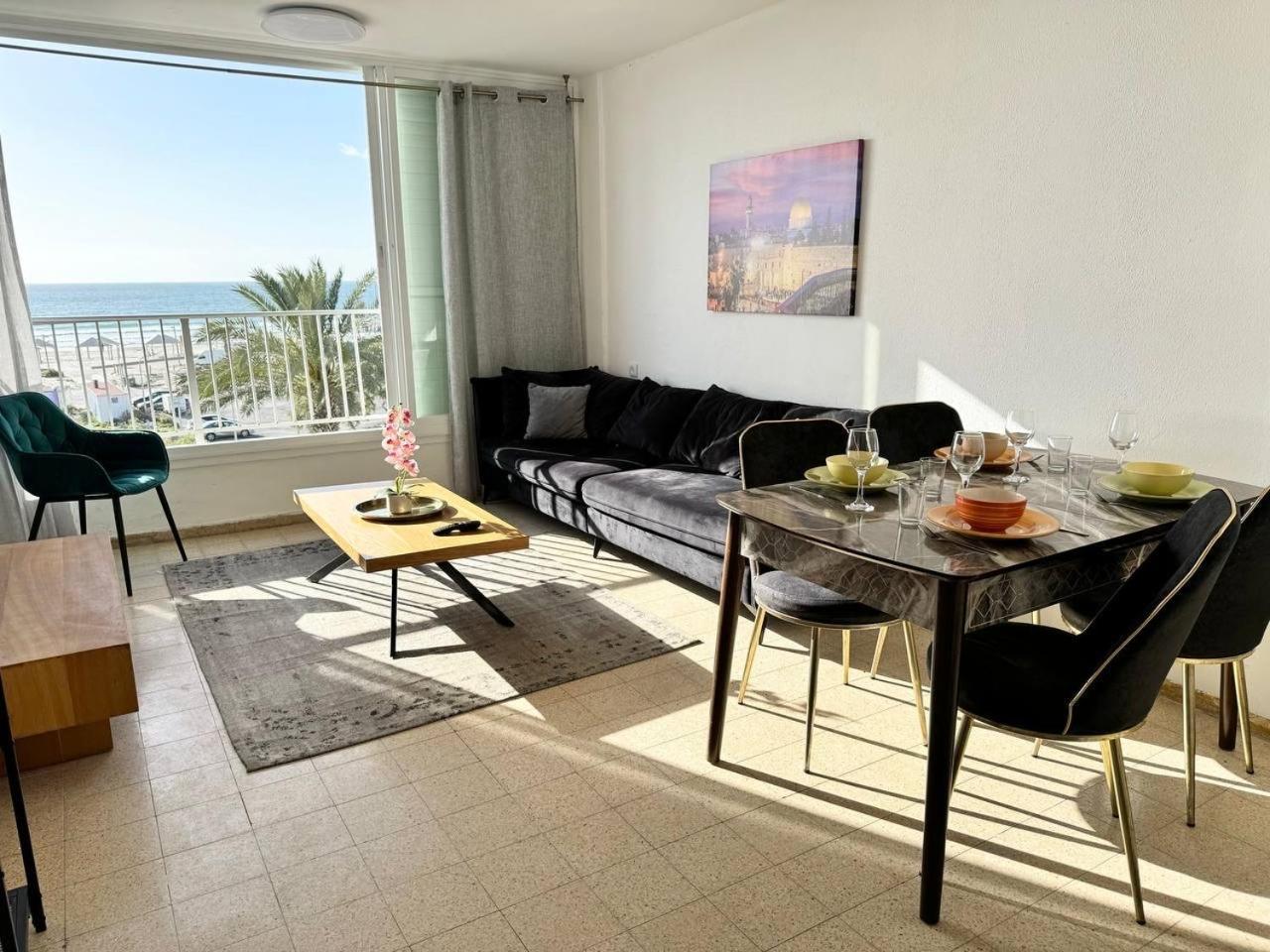 Amazing Sea View Apartment Qiryat Yam Exterior photo