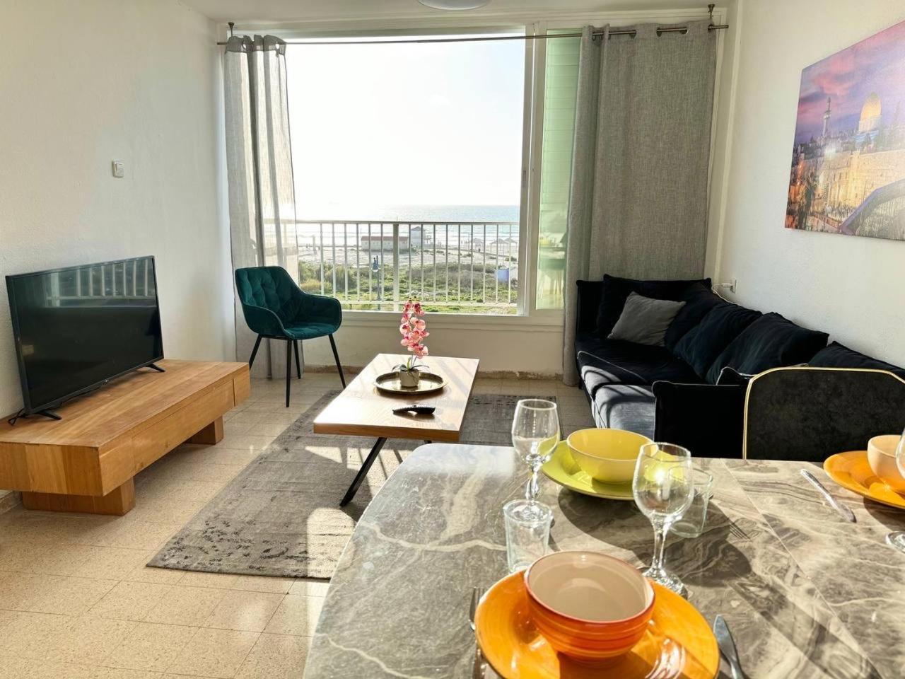 Amazing Sea View Apartment Qiryat Yam Exterior photo